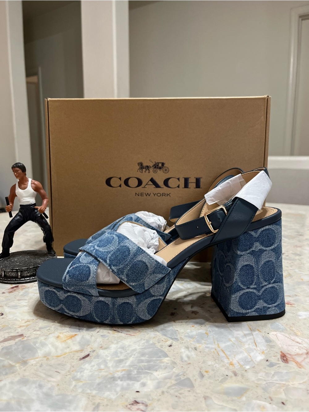 NIB COACH Women Block Heel Sandal In Signature Denim Indigo size 6.5